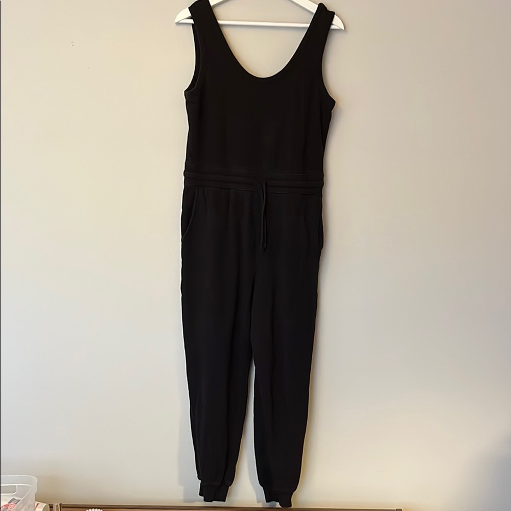 Everlane Black Jumpsuit Versatile Comfort